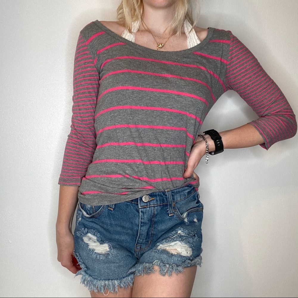 Gray & Pink Striped 3/4 sleeve shirt (Hollister-S)